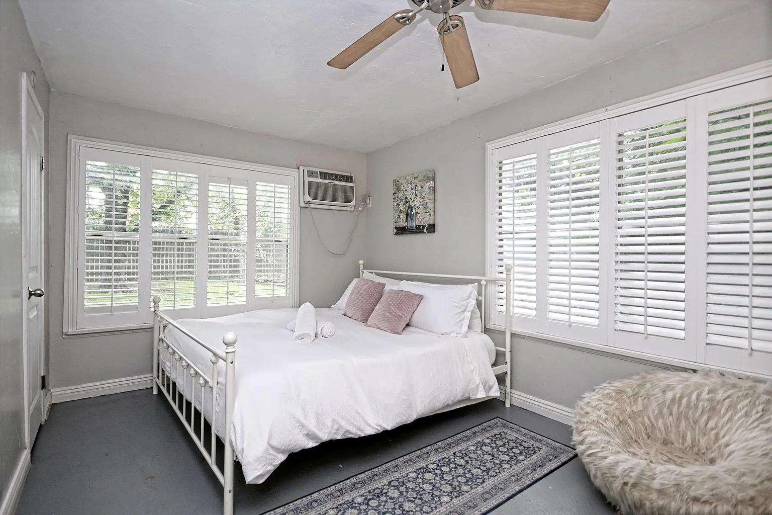 Cherrywood Studio - property
