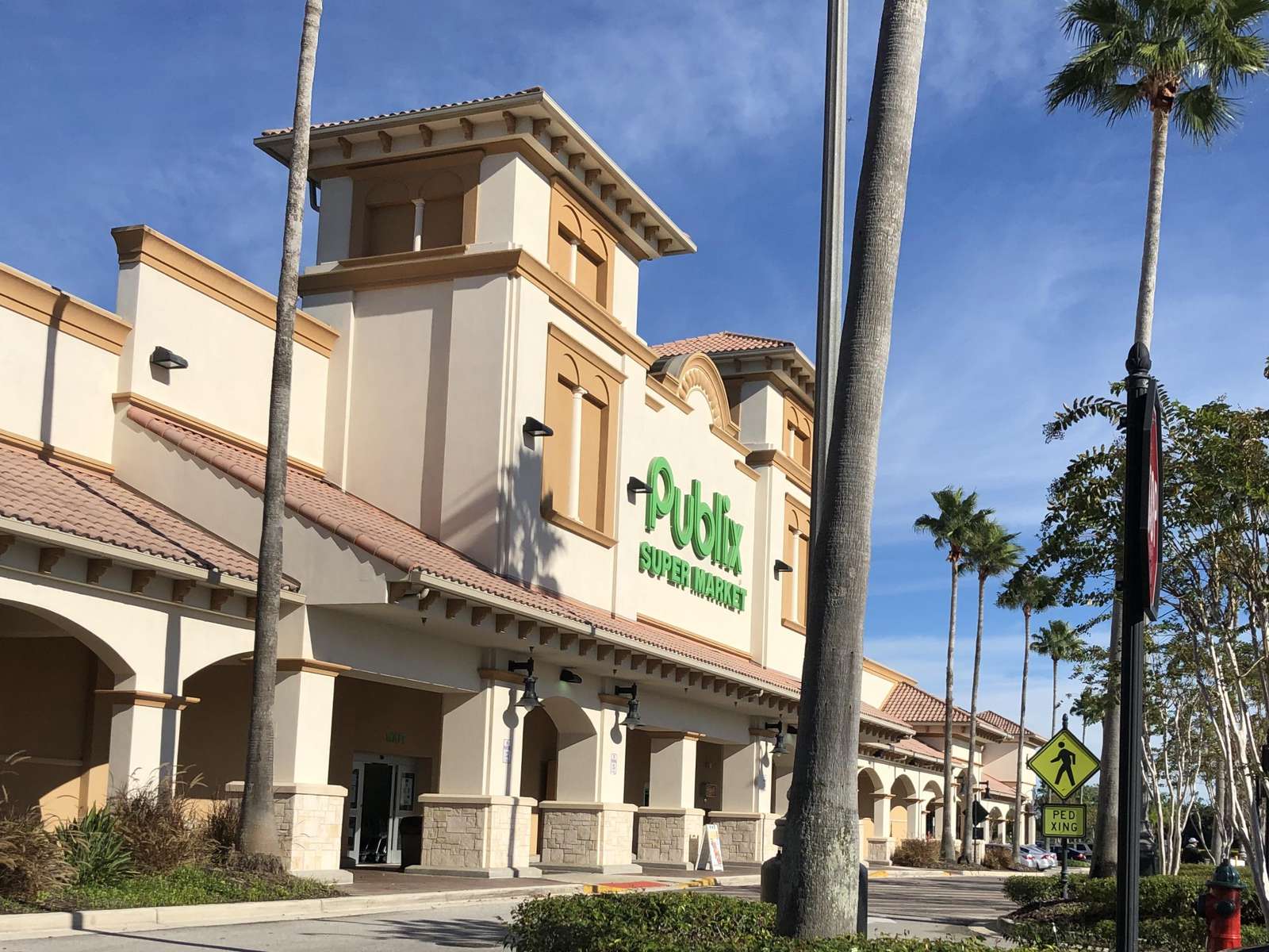Publix supermarket near by