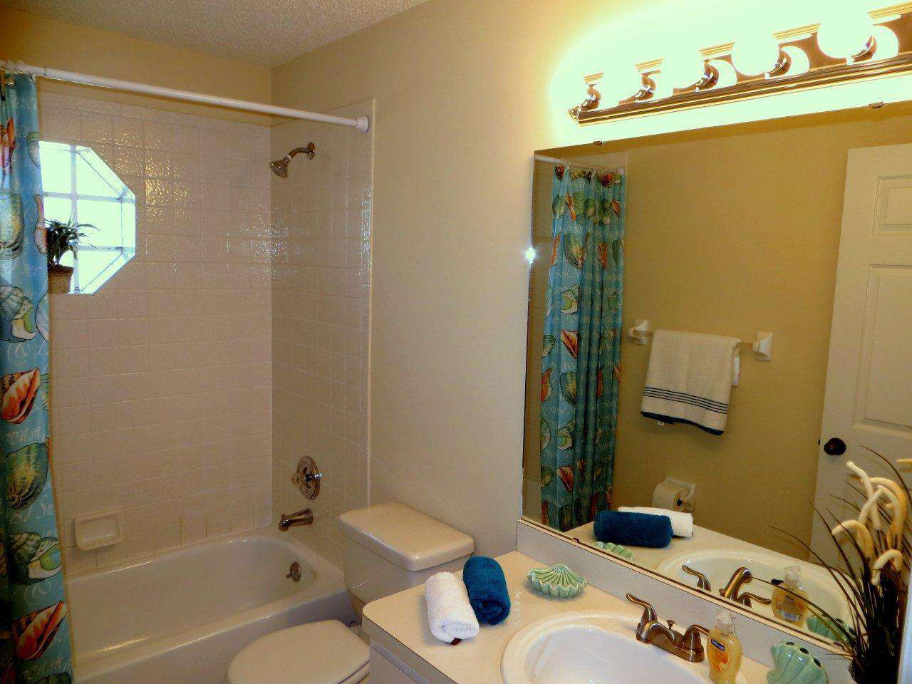 Pool Home – 3105 40th Ave W