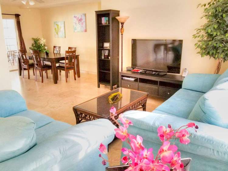 Pool Home – 3105 40th Ave W