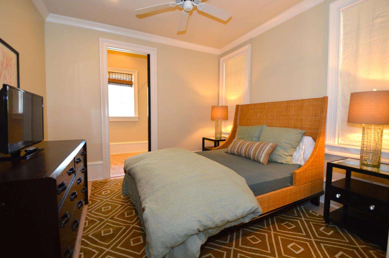 1st Floor Queen Bedroom: Queen Bed, TV and Private Bathroom