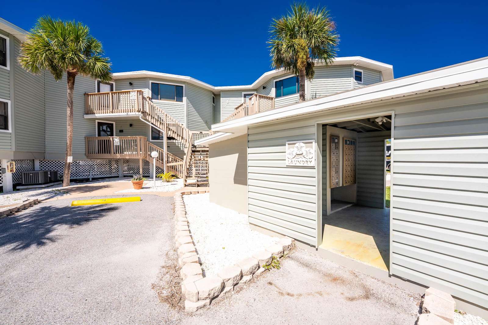 Laundry Facility on site