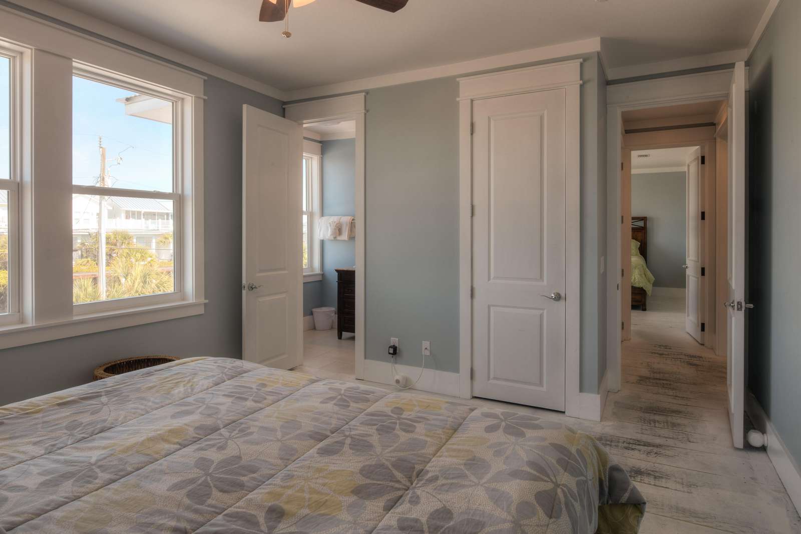 King Bedroom 6 - View 2