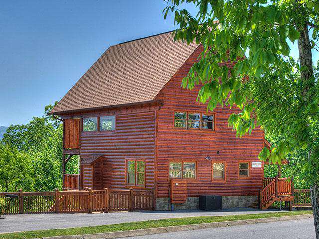 Love Nest – Starr Crest Resort Preview 0