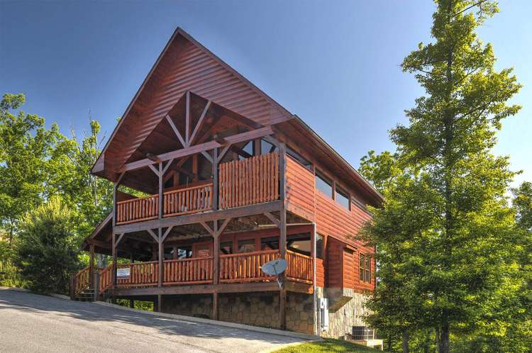 Smoky Skies – Starr Crest Resort Preview 0