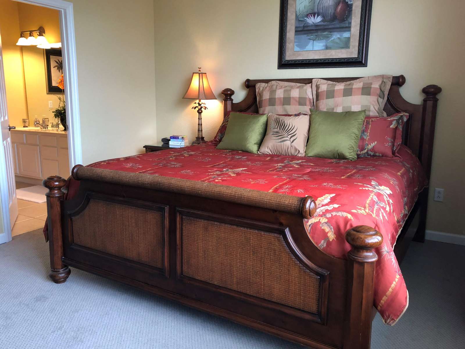 Master bedroom with king bed and en-suite bathroom