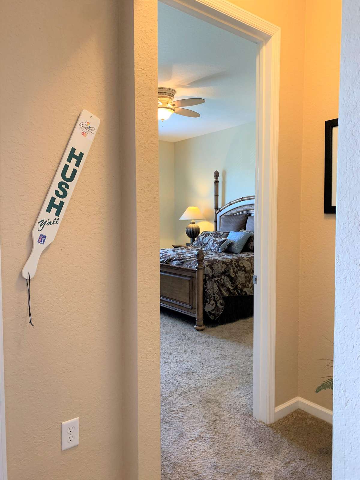 Hallway to master bedroom and en-suite master bathoom