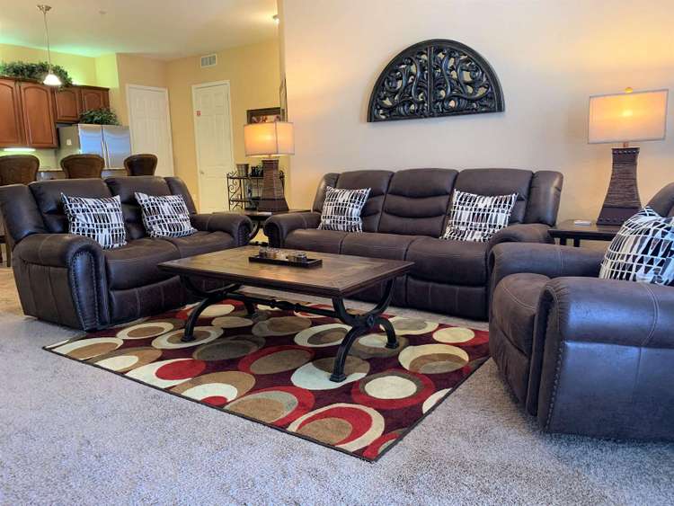 Sophisticated Penthouse in Vista Cay. Wonderful space to connect! Preview