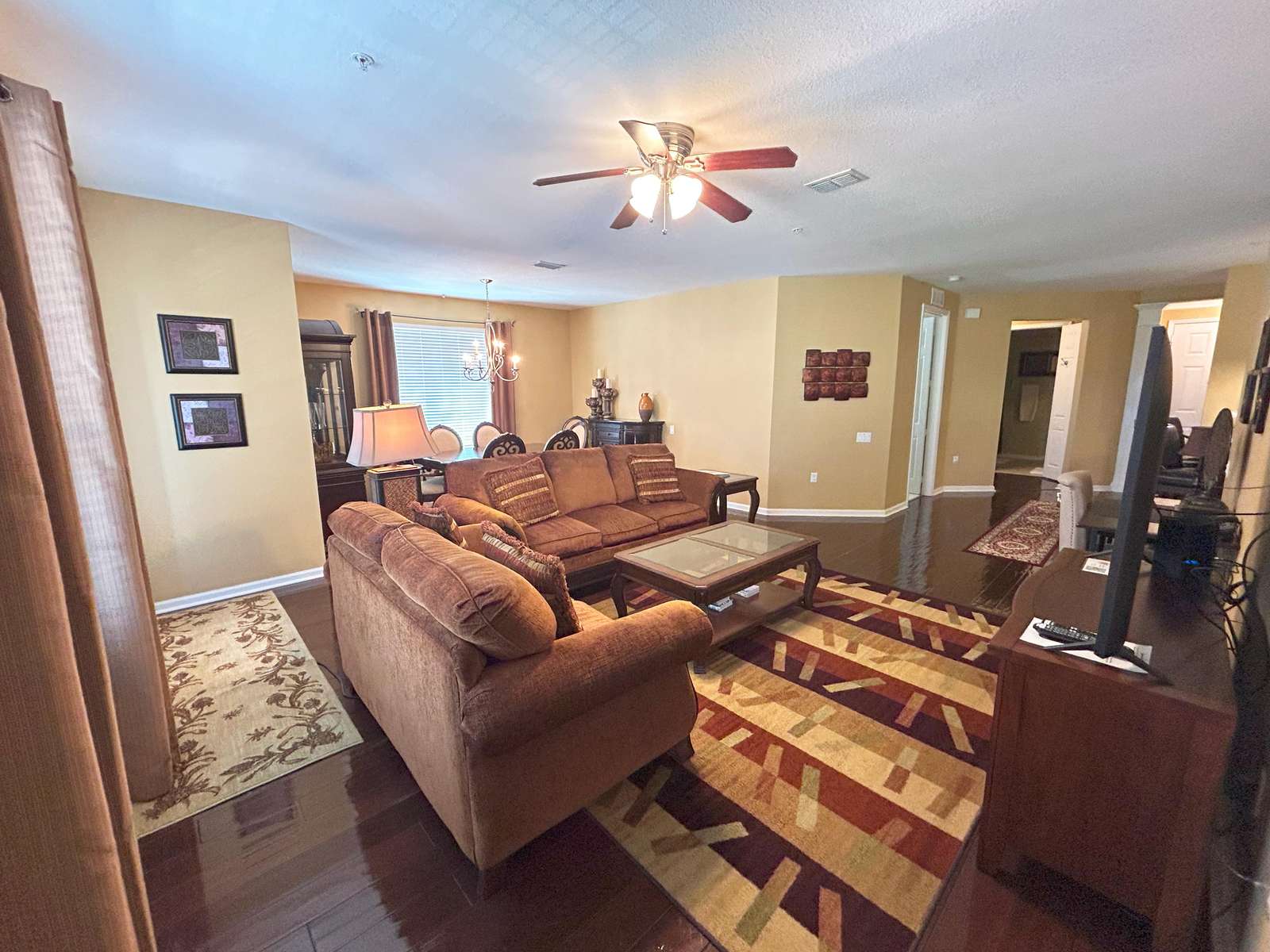 Ideal for the unique needs of families with lots of room for everyone! 5-G Wifi Preview