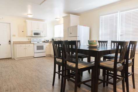 Kitchen/ Dining Area