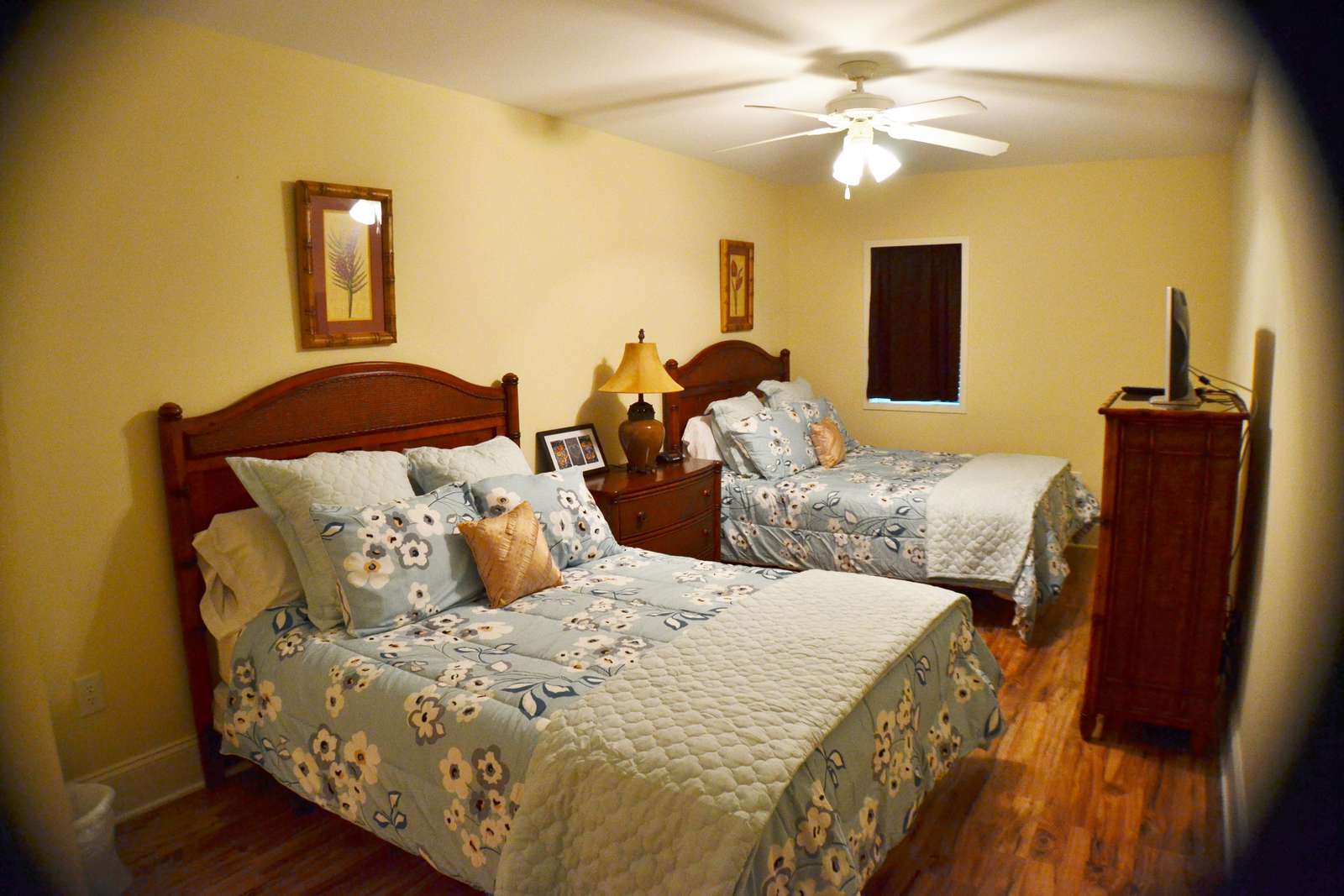 Guest bedroom with private bath