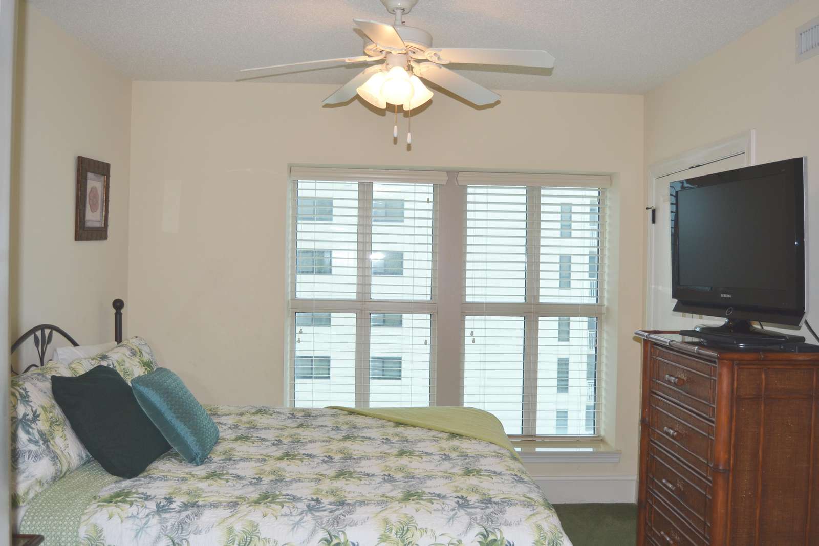 Guest bedroom, king bed, ocean views