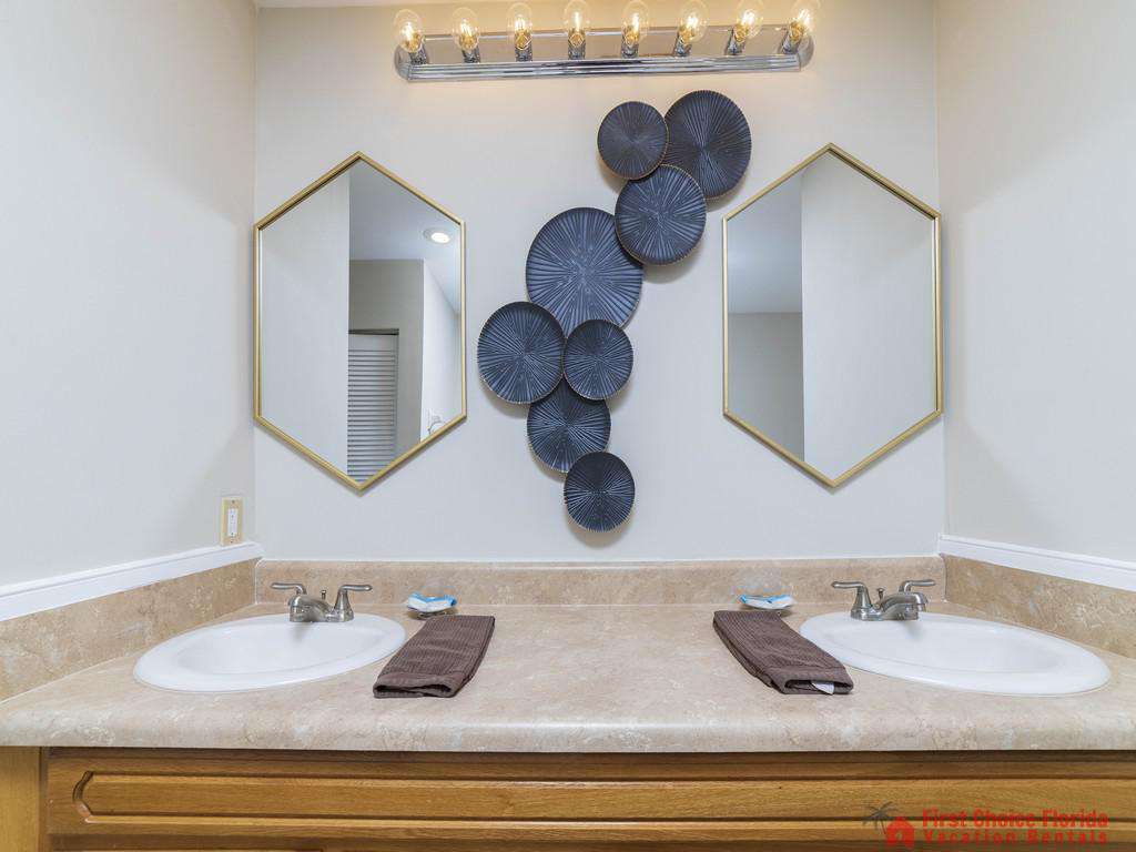 Beach Retreat Master Bathroom