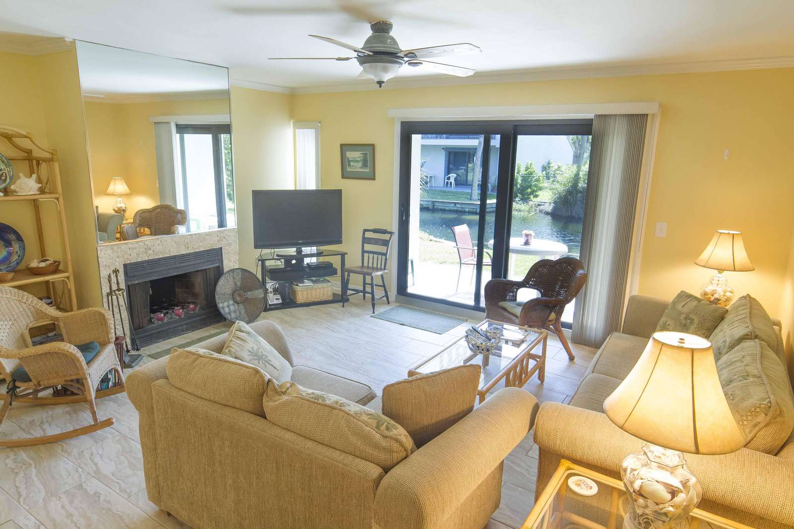 Sea Winds #6 – Condo Preview 1