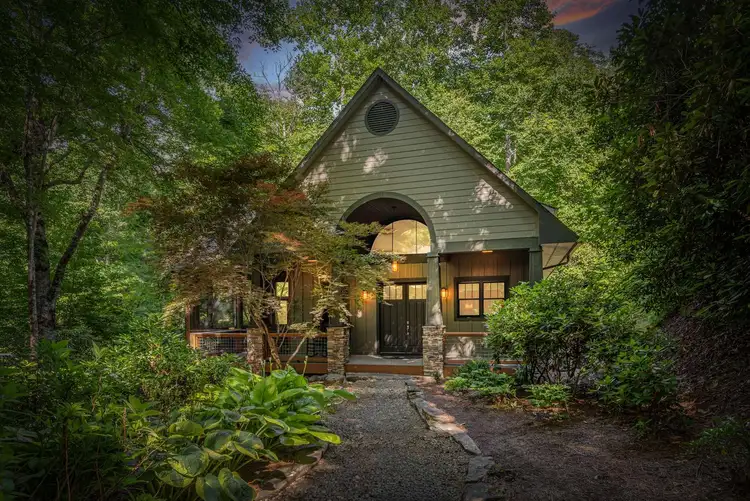 Watia Creekside – Luxury Retreat Preview 0