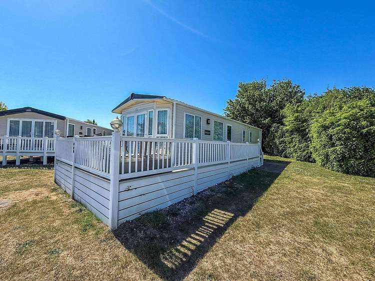 70803C⛱️ – Cherry, 3 bed, 8 berth caravan with decking. Opal Rated. Preview 0