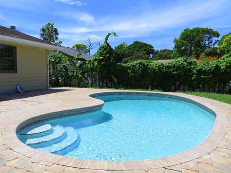 Modern ausgestattetes Ferienhaus mit Pool in West Bradenton – Foto 10