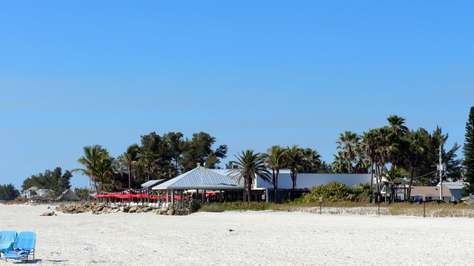 Modern ausgestattetes Ferienhaus mit Pool in West Bradenton – Foto 16