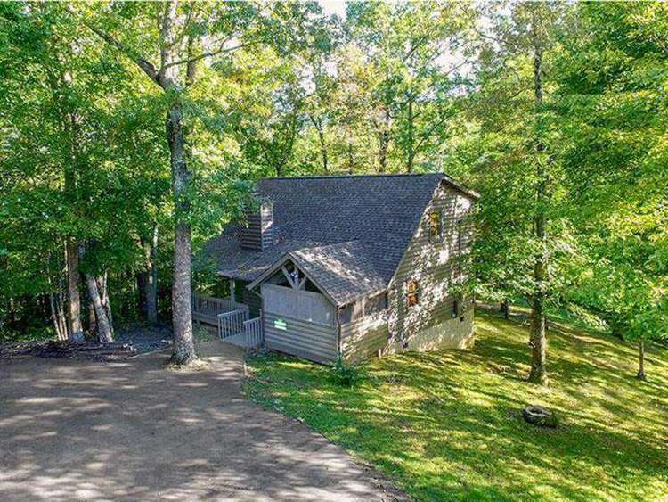 Moondance – Country Pines Resort Preview 0