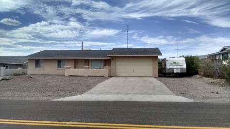 Big lot with RV parking