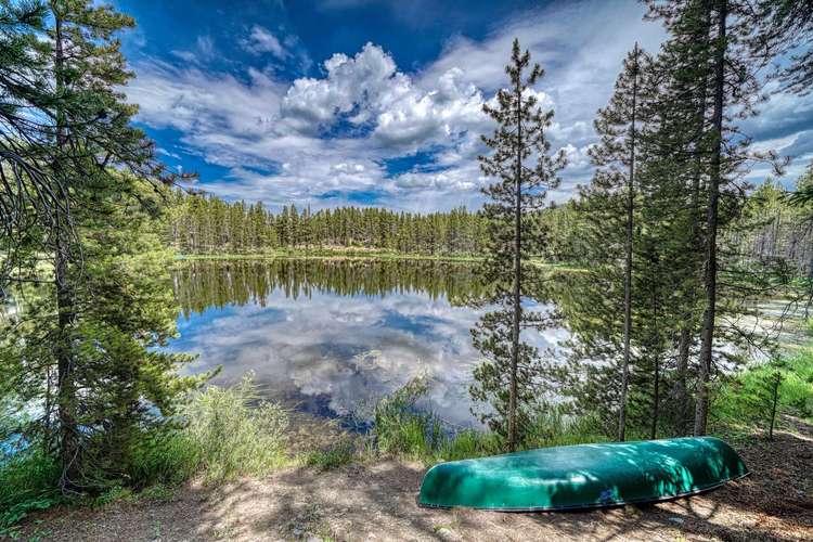 Star of the West – 5 MINUTES to Ski Cooper! Modern cabin on Lake! Preview 0