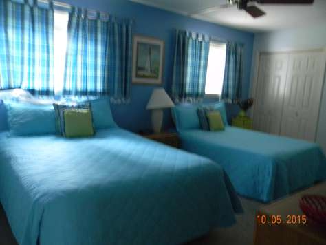2nd Floor Bedroom w/ensuite Bathroom