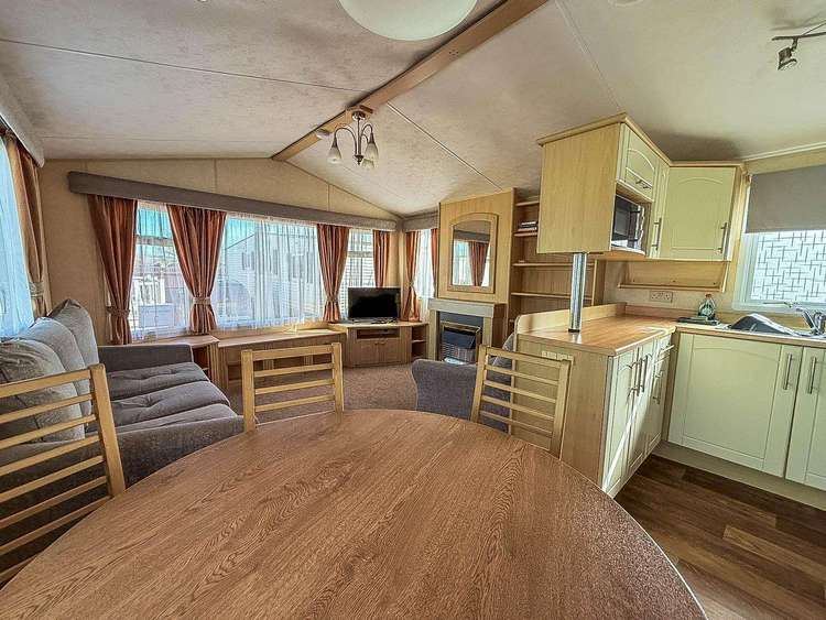 13003L⛱️ – Lee’s Caravan, 3 bed, 8 berth caravan. Ruby rated. Preview 4