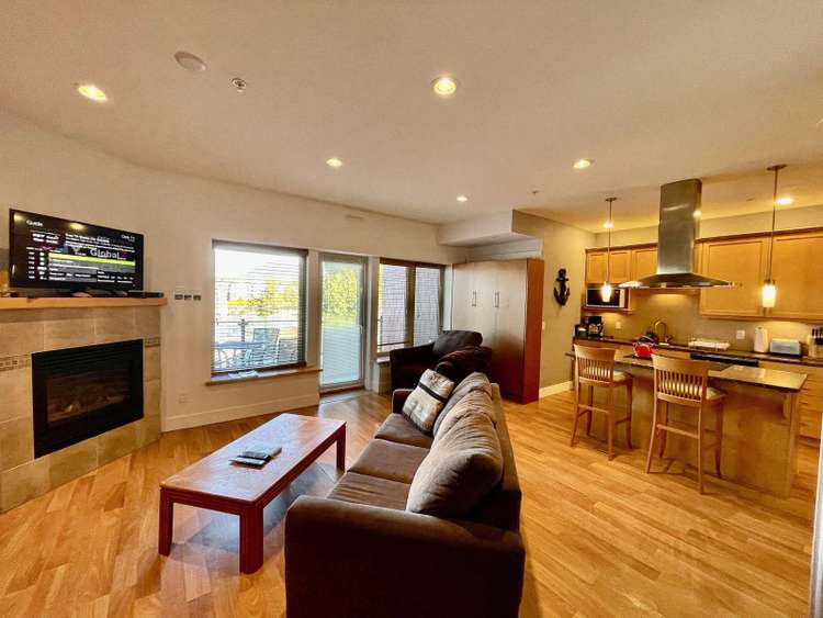 102M – Marina View Preview 0