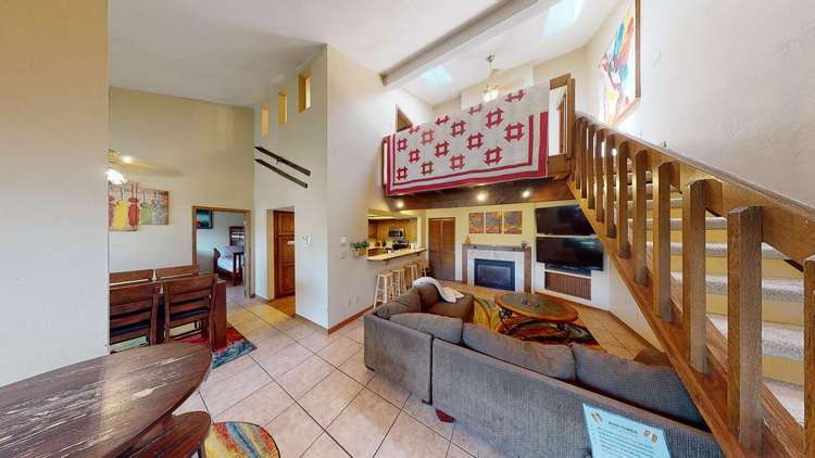 North Penthouse Condo Preview 0
