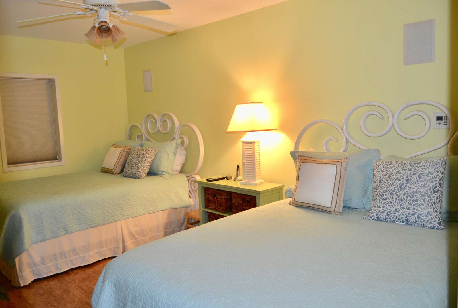 Bedroom 2, 2 Queen beds
