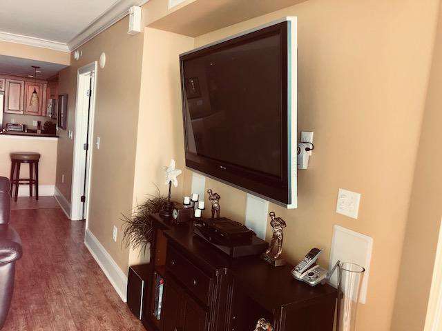 Flat screen, replacement floors