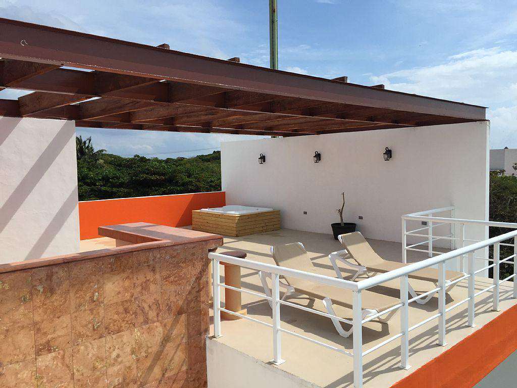 Rooftop Pool