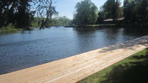 Dock