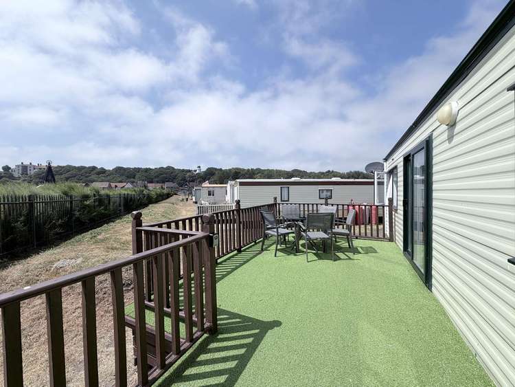 40068ND⭐ – North Denes, 2 bed, 6 berth caravan with D/G & C/H. Ruby rated Preview 4