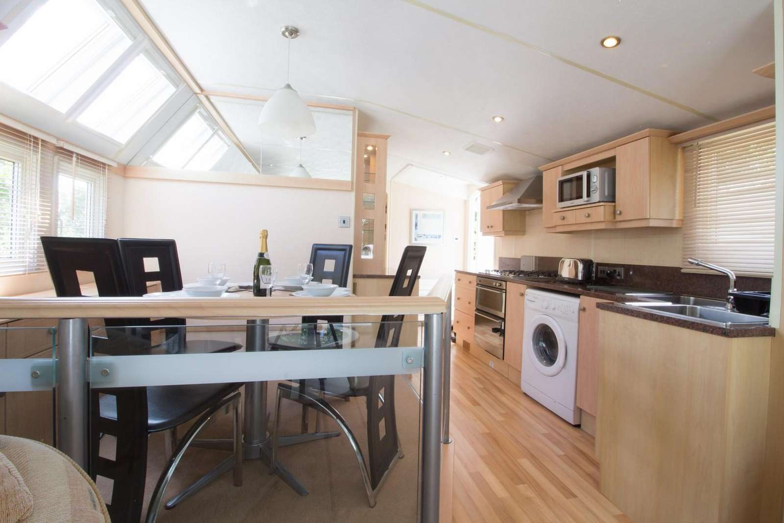 Double glazed and central heated to rent through 2cholidays