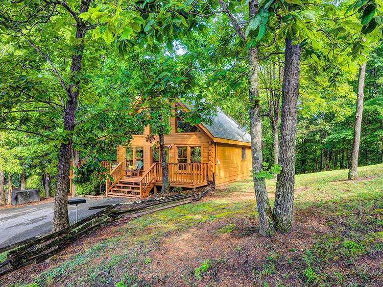 Simple Comforts – Country Pines Resort Preview 0