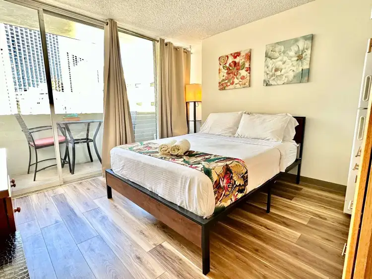 Waikiki Grand Suite 805 Preview 0