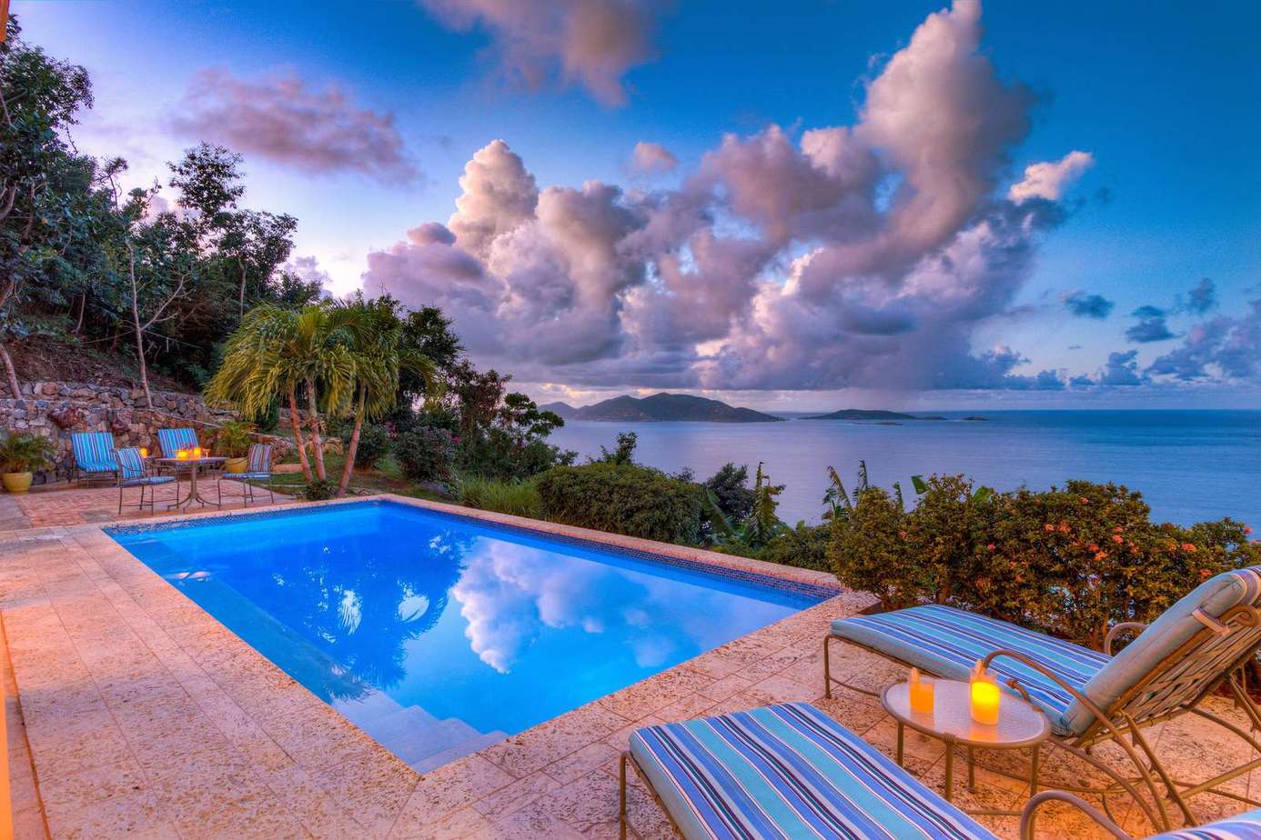 Those views, that pool!