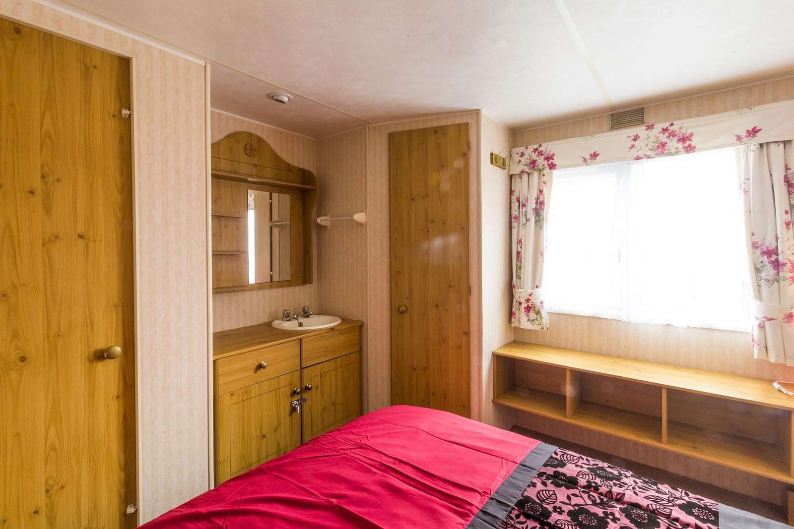 Come and stay in this private accommodation at California Cliffs Holiday Park