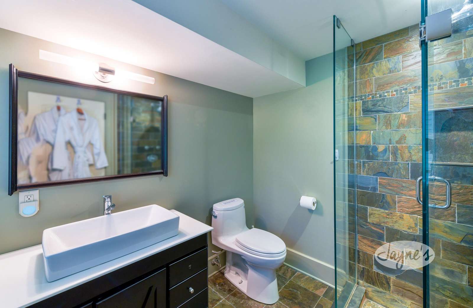 Bedroom 4 - Ensuite