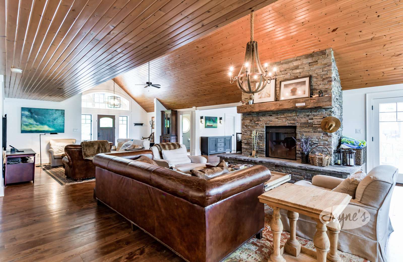 Great Room & Fireplace