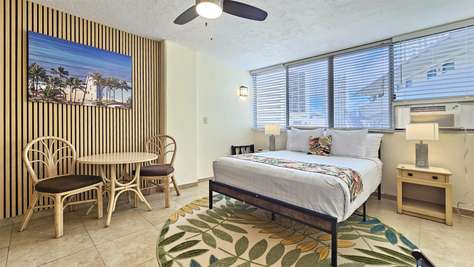 Waikiki Grand Suite 801