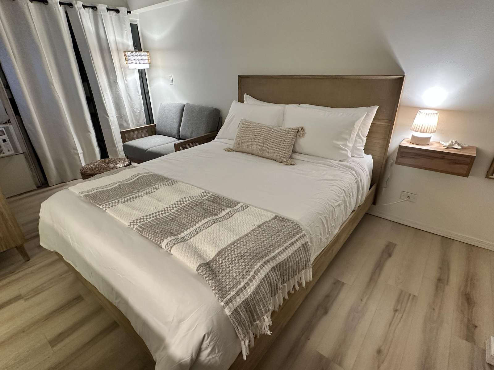 ALOHA-WAIKIKI STEPS to BEACH!!! 41 Preview 0