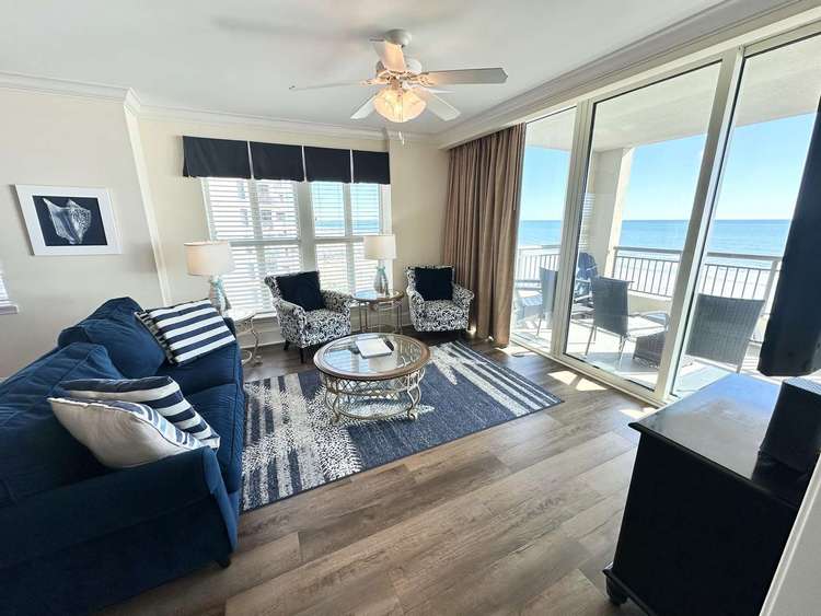 MVG 604 3 Bedroom 3 bath oceanfront, corner Preview 0