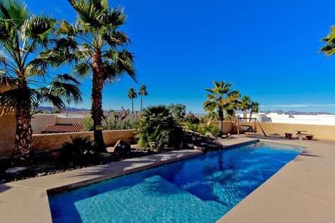 Private yard!