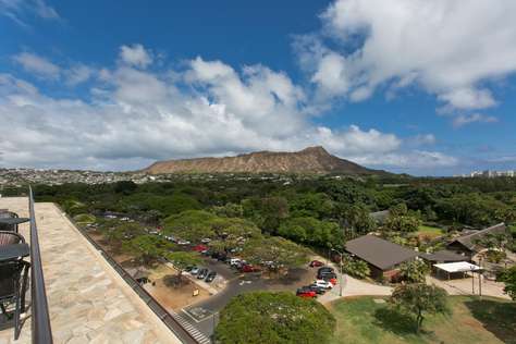 Roof Deck (Communal Sun Deck)