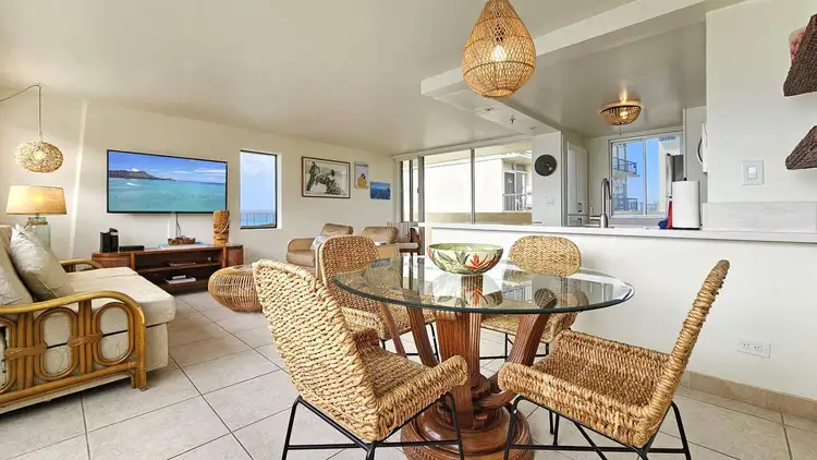 Diamond Head 1101 Oceanfront High Floor Preview 0