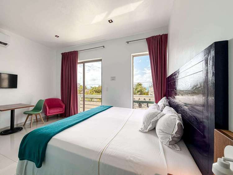 Villa Elena – Standard Room 4 Preview 0