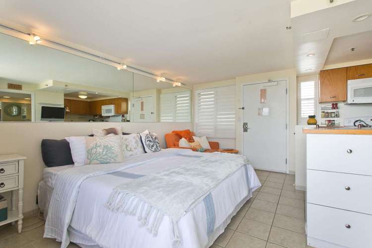 Diamond Head 1105 Studio w/Balcony Preview 0
