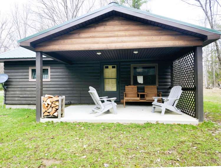 Twin Oaks Cabin Preview 0